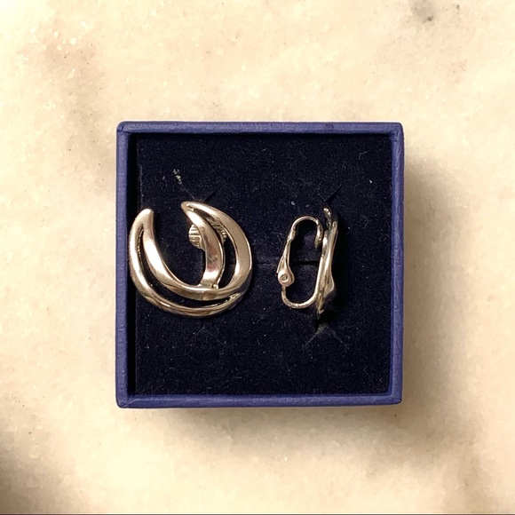 Vintage silver clip on earrings - Picture 2 of 3